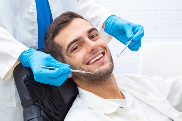 Full Mouth Reconstruction: Replacing Teeth With Dental Bridges